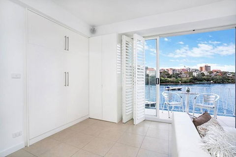 BADEN - Absolute Water Front Sydney Harbour Studio - Accommodation Nelson Bay 4