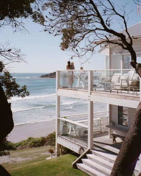 BAY PROPERTIES . Beach House Studio - Accommodation Nelson Bay 2