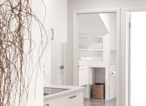 BAY PROPERTIES . Summer Salt On Main - Accommodation Nelson Bay 2