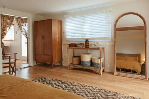 BAY PROPERTIES . The Sailors Bungalow - Accommodation Nelson Bay 4