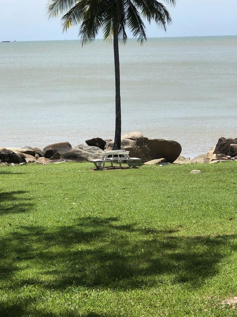 Cairns Beach House Our Oasis - Accommodation Nelson Bay 5