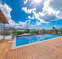 Viewpoint Holiday Home - Cannonvale - Accommodation Nelson Bay