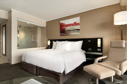 Hilton Cairns - Accommodation Nelson Bay 34