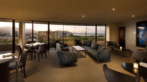 Hilton Cairns - Accommodation Nelson Bay 36
