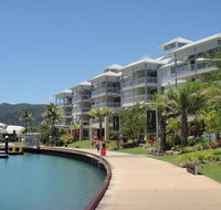 Boathouse Port of Airlie - Accommodation Nelson Bay
