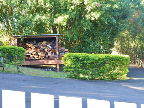 Apple Tree Cottage Montville - Accommodation Nelson Bay 21