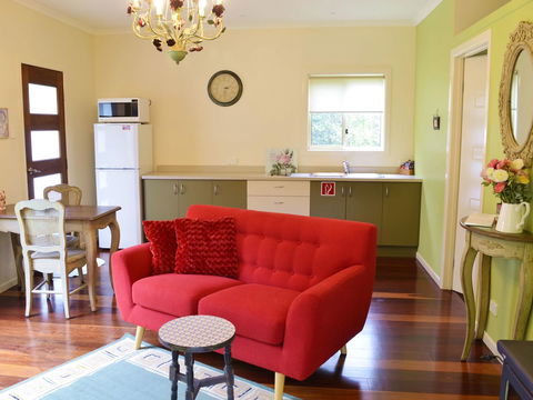 Apple Tree Cottage Montville - Accommodation Nelson Bay 16