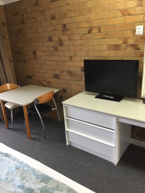 Bribie Waterways Motel - Accommodation Nelson Bay 36