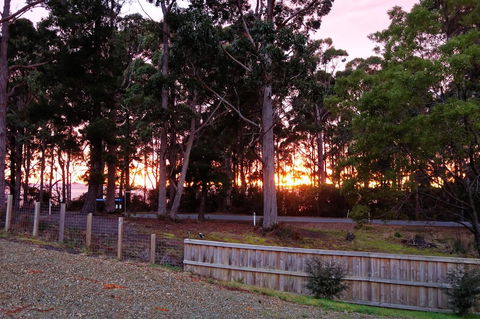 Adventure Bay Holiday Home - Accommodation Nelson Bay 7