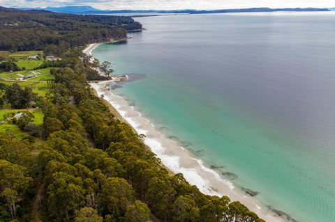 Adventure Bay Holiday Home - Accommodation Nelson Bay 11