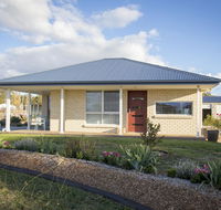 Gindanha - Accommodation Nelson Bay