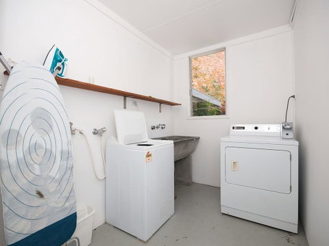 'Beachside' Shoal Bay, Unit 6 - Accommodation Nelson Bay 3