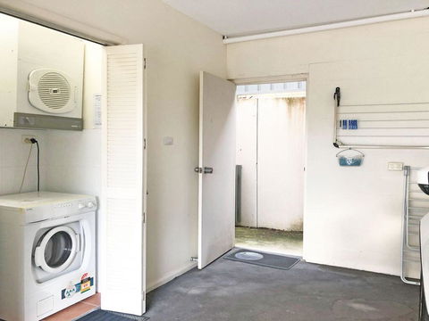 'Dutchies Vista' 1/45 Christmas Bush Ave - Ground Floor Duplex With Stunning Water Views - Accommodation Nelson Bay 2