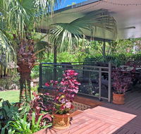 'Sandy Palms' 28 Moorooba Cr - Beautiful Home with Wifi Air-con and Boat Parking - Accommodation Nelson Bay