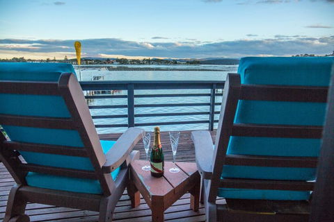 'Southwind' On Main Street - Accommodation Nelson Bay 3