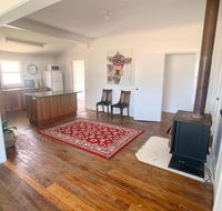 'The Wattles' - True Country Escape Near Wineries - Borenore - Accommodation Nelson Bay