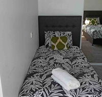  Elsternwick Impressive 2bedcarspot15mins to CBD - Accommodation Nelson Bay