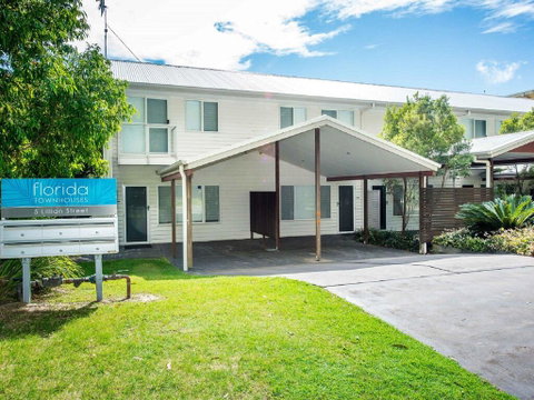 1 'Florida', 5 Lillian Street - 2 Min Walk To Beach, Shops & Restaurants - Accommodation Nelson Bay 0