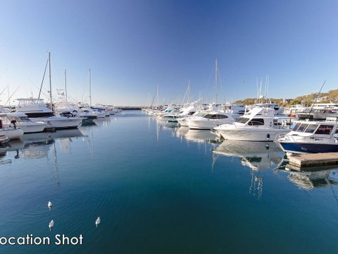 1 'SEASHELLS' 21-23 MAGNUS STREET - WIFI, POOL, LIFT & AIR CONDITIONING - Accommodation Nelson Bay 1
