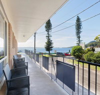 1 'Shoal Towers' 11 Shoal Bay Road - fantastic unit across the road from beach - Accommodation Nelson Bay