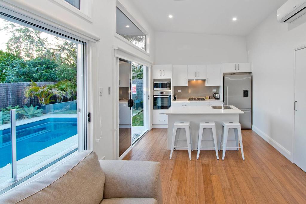 North Curl Curl NSW Accommodation Nelson Bay