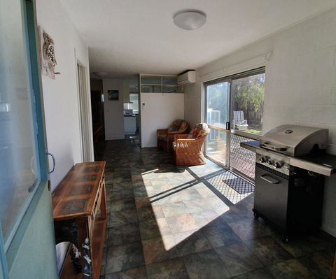 1 Spectrum Street, Rainbow Beach- Close To Shops And Main Beach - Accommodation Nelson Bay 1