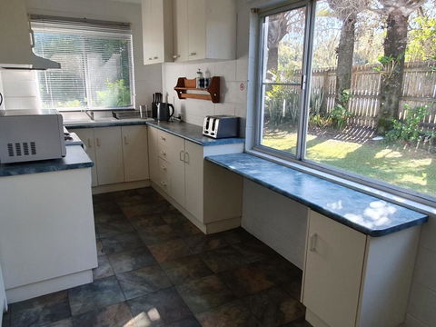1 Spectrum Street, Rainbow Beach- Close To Shops And Main Beach - Accommodation Nelson Bay 0