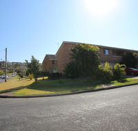 1/2 Brunswick Avenue - Accommodation Nelson Bay