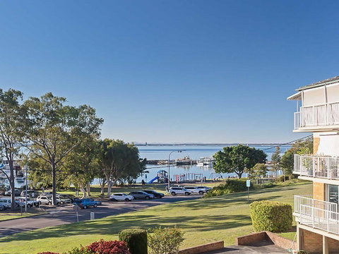 10 'Teramby Court' 104 Magnus Street - In Nelson Bay CBD With Water Views And WIFI - Accommodation Nelson Bay 0