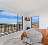 10 OCEAN VILLA - Accommodation Nelson Bay