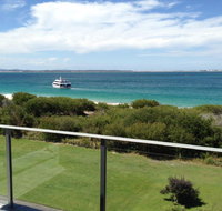 11 'Luskin Lodge' 29 Weatherly Close - stunning water views - Accommodation Nelson Bay