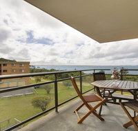 11 'Promenade' 8 Intrepid Close - air conditioned unit with beautiful water views - Accommodation Nelson Bay
