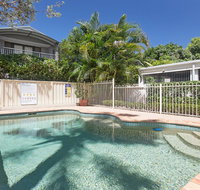 11 'Seashells' 21-23 Magnus Street - pool lift aircon - Accommodation Nelson Bay