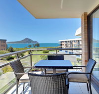 12 'Commodore' 6 Intrepid Close - beautiful water views - Accommodation Nelson Bay