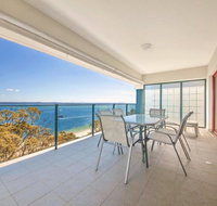 12 'Le Vogue' 16 Magnus St - Sensational Water Views Lift Pool  Tennis Court - Accommodation Nelson Bay