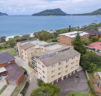 12 'The Helm' 22 Voyager Close - unit in Little Beach with direct access to Shoal Bay Beach - Accommodation Nelson Bay