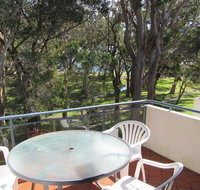 13' Mistral Court' 17 Mistral Close - walk across to Little Beach - Accommodation Nelson Bay