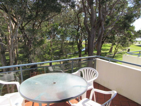13' Mistral Court', 17 Mistral Close - Walk Across To Little Beach! - Accommodation Nelson Bay 0