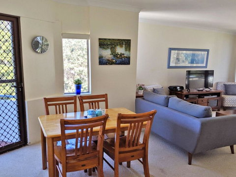 13' Mistral Court', 17 Mistral Close - Walk Across To Little Beach! - Accommodation Nelson Bay 3