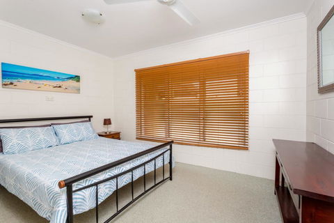 14 Double Island Drive - Rainbow Beach, Large Holiday House With Pool,Pets Welcome, Free Wi-Fi - Accommodation Nelson Bay 1