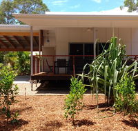 15 Esprit Drive - Rainbow Shores Gorgeous Modern Beach House - Accommodation Nelson Bay