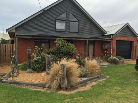 15 On Blair - Accommodation Nelson Bay 1