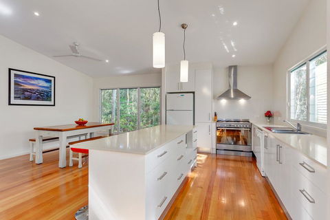 19 Satinwood - Natures Retreat With A Bit Of Sandy Feet - Accommodation Nelson Bay 0