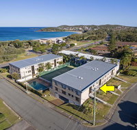 2 'The Dunes' 38 Marine Drive - pool tennis court and so close to the beach - Accommodation Nelson Bay