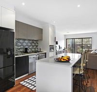 2 Bedroom Townhouse - Family  Corporate Bookings Only - Accommodation Nelson Bay