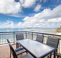 2/137 Soldiers Point Road - luxury unit on the waterfront with aircon and free unlimited Wi Fi - Accommodation Nelson Bay