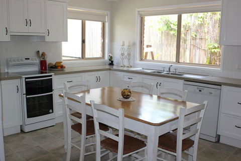 2/51 Carlo Road - Rainbow Beach - Accommodation Nelson Bay 3