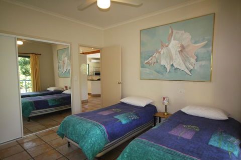 20 Orania Court - Two Storey Family Home With Swimming Pool, Patio & Large Deck. Pet Friendly - Accommodation Nelson Bay 1