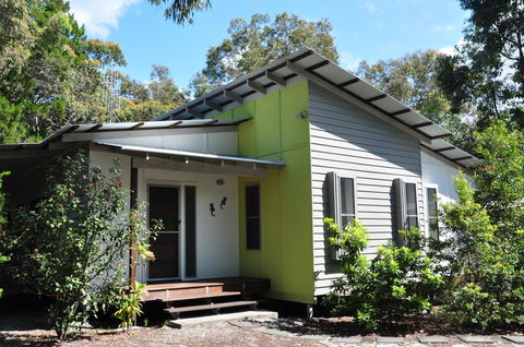 24 Esprit Drive - Beach Home With Open Plan Living And Walking Distance To Beach - Accommodation Nelson Bay 0