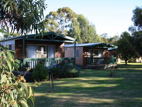 Casuarina Cabins - Accommodation Nelson Bay 0